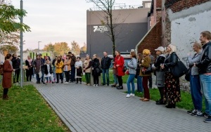 Przy skrzyżowaniu ulic Witczaka i Musialika powstał barwny mural mozaikowy (9)