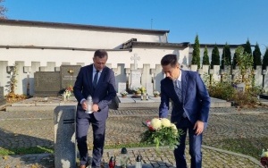 Pamiętają o tych, którzy odeszli (1)