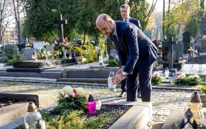 Pamiętają o tych, którzy odeszli (3)
