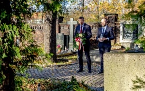 Pamiętają o tych, którzy odeszli (6)