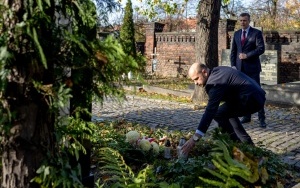 Pamiętają o tych, którzy odeszli (8)