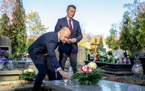 Pamiętają o tych, którzy odeszli (11)
