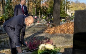 Pamiętają o tych, którzy odeszli (13)