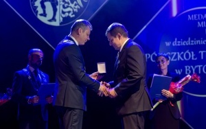 Medale Miasta Bytomia wręczone (2)