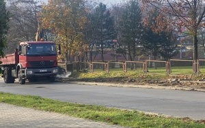 Ruszyła budowa miejsc postojowych na osiedlu gen. Ziętka (5)