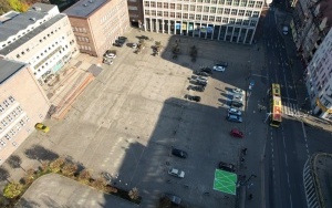 Umowa na przebudowę ul. Piłsudskiego podpisana. W ciągu trzech lat powstanie zbiornik retencyjny pod pl. Sobieskiego oraz przebudowana będzie kanalizacja deszczowa oraz drogi i chodniki (8)