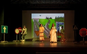Przedstawienie w Teatrze Rozbark (8)