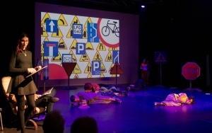 Przedstawienie w Teatrze Rozbark (11)