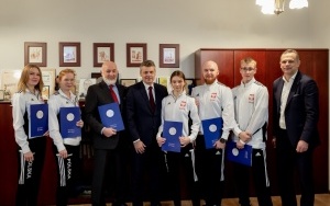 Prezydent pogratulował bytomskim karatekom (6)