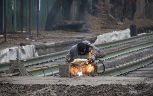 Trwa modernizacja torowiska tramwajowego z centrum Bytomia do zajezdni w Bytomiu - Stroszku (5)