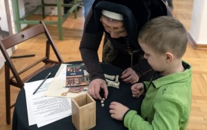 Andrzejkowe wróżby w Muzeum Górnośląskim (4)