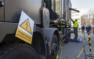 W Bytomiu terytorialsi ćwiczyli na wypadek przerwy w dostawie prądu (1)
