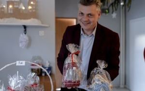 Szkoła Podstawowa nr 26 i Przedszkole Miejskie nr 20 zorganizowały Jarmark Bożonarodzeniowy  (3)