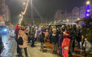 Świąteczna parada ze św. Mikołajem przeszła dzisiaj ulicami Bytomia (2)
