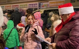 Świąteczna parada ze św. Mikołajem przeszła dzisiaj ulicami Bytomia (5)