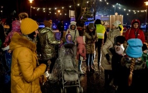Świąteczna parada ze św. Mikołajem przeszła ulicami Bytomia (15)