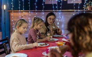 Święta tuż tuż... Dekorowali pierniczki i bombki (8)