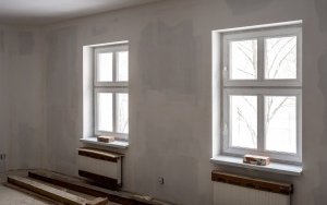 Trwa remont budynków komunalnych przy ul. Korfantego 7, 9 i 11 (5)