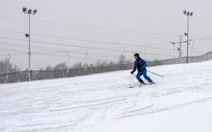 Sport Dolina, bytomski stok narciarski, zaprasza fanów sportów zimowych  (15)
