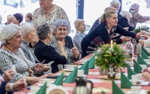 Spotkanie opłatkowe z bytomskimi emerytami (14)