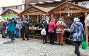 Bytomskie kolędowanie ze świątecznym barszczem przy ul. Gliwickiej (10)