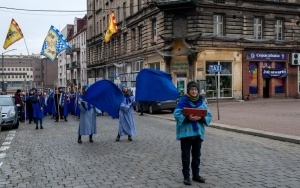 Orszak Trzech Króli przeszedł ulicami miasta (1)