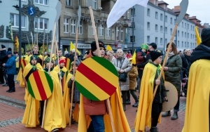 Orszak Trzech Króli przeszedł ulicami miasta (3)