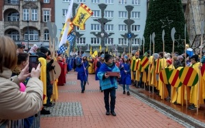 Orszak Trzech Króli przeszedł ulicami miasta (7)