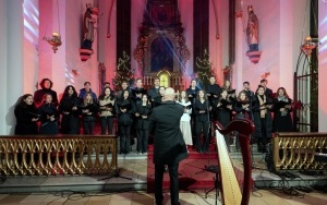 Charytatywny Koncert Świąteczno-Noworoczny (7)