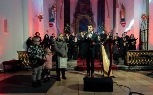 Charytatywny Koncert Świąteczno-Noworoczny (9)