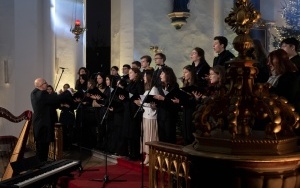 Charytatywny Koncert Świąteczno-Noworoczny (11)