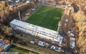  Trwa budowa obiektu piłkarskiego Polonii Bytom. Kontynuowane są prace przy budynku klubowym  (10)