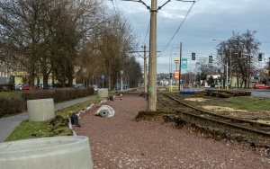 Trwa przebudowa torowiska tramwajowego na Stroszek (5)