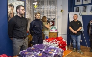 Wolontariusze odebrali puszki oraz identyfikatory. Dzisiaj zobaczymy ich na ulicach naszego miasta, gdzie będą zbierać środki w ramach WOŚP (3)