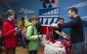Wolontariusze odebrali puszki oraz identyfikatory. Dzisiaj zobaczymy ich na ulicach naszego miasta, gdzie będą zbierać środki w ramach WOŚP (5)