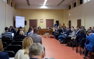 Uchwała, która porządkuje chaos reklamowy została przyjęta w Bytomiu (6)