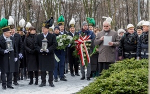 Pod obeliskiem na cmentarzu przy ul. Staffa upamiętniono dzisiaj 122 ofiary tragicznego wybuchu pyłu węglowego w KWK Rozbark (4)