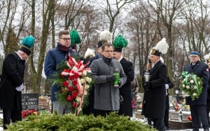 Pod obeliskiem na cmentarzu przy ul. Staffa upamiętniono dzisiaj 122 ofiary tragicznego wybuchu pyłu węglowego w KWK Rozbark (10)