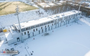 Trwa budowa obiektu piłkarskiego Polonii Bytom. Wykonawca kontynuuje prace przy budynku klubowym (1)
