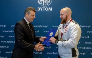 Prezydent pogratulował bytomskim karatekom sukcesów w mistrzostwach świata (3)