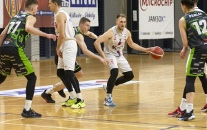 Koszykarze nadal w grze o utrzymanie. Bardzo ważna wygrana bytomskiego zespołu (6)