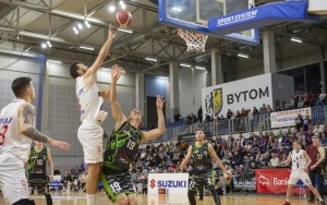 Koszykarze nadal w grze o utrzymanie. Bardzo ważna wygrana bytomskiego zespołu (13)