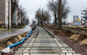 Trwa przebudowa torowiska tramwajowego z centrum do zajezdni w Stroszku (1)