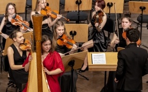 Koncert dyplomantów Ogólnokształcącej Szkoły Muzycznej  (9)