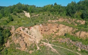 Zobacz jak wygląda dzisiaj nieczynna najstarsza kopalnia dolomitu na Śląsku (13)