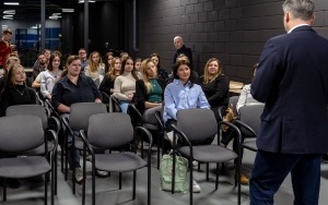 Prezydent przekazał hokeistkom Polonii Bytom 50 tys. zł  (4)