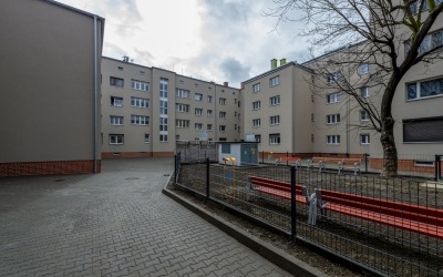Wyremontowane budynki i podwórka w kwartale ulic: Katowickiej, Głębokiej, Matejki  (4)