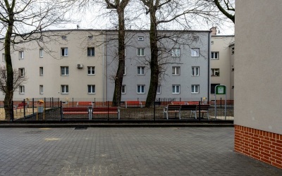 Wyremontowane budynki i podwórka w kwartale ulic: Katowickiej, Głębokiej, Matejki  (13)