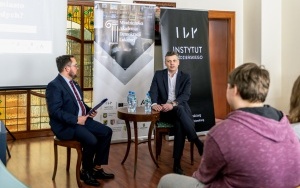 Prezydent Bytomia rozmawiał z młodzieżą o perspektywach rozwoju miasta  (5)