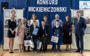 Znamy laureatów Wojewódzkiego Konkursu Mickiewiczowskiego, który odbył się w Szkole Podstawowej nr 9 im. Adama Mickiewicza w Bytomiu (4)